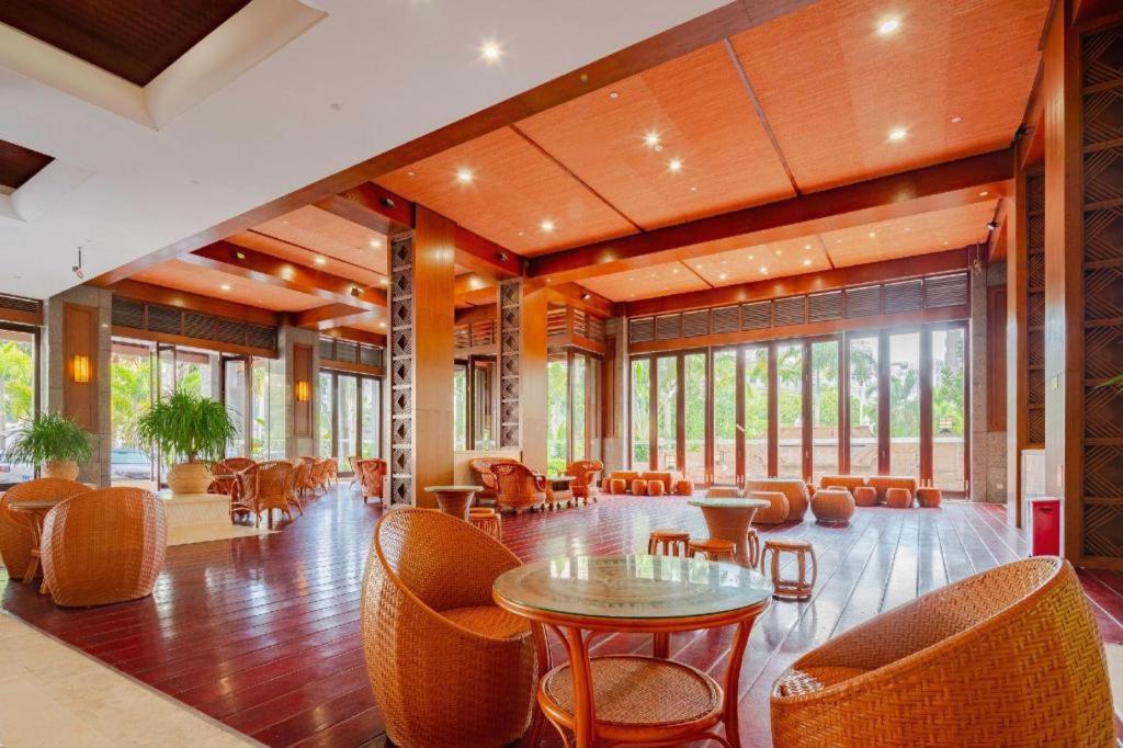 Sanya Shanghai Huating Boutique Resort Hotel Exterior foto